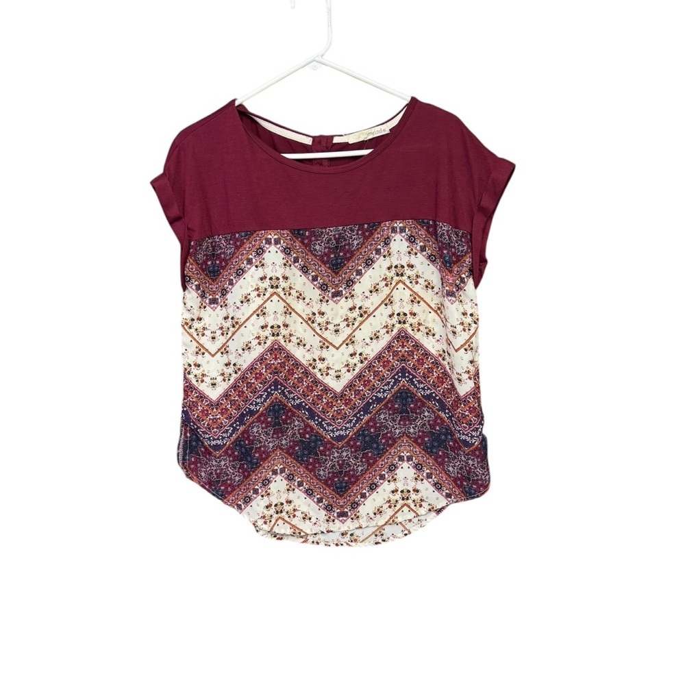 Rewind Maroon and Multicolor Chevron Blouse size large cute buttons on the back